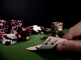 What Beginners Should Know About Poker Sites